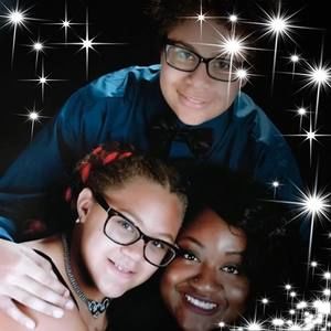 Meet your Posher, Shelly